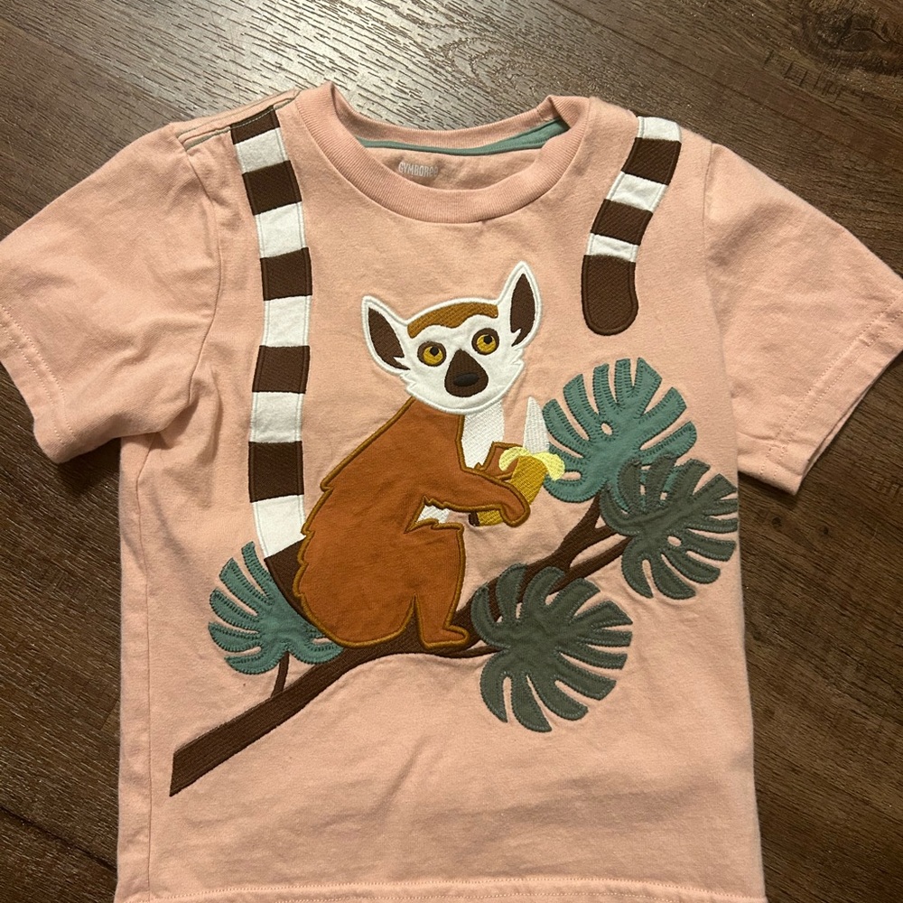 Gymboree lemur appliqué t shirt
